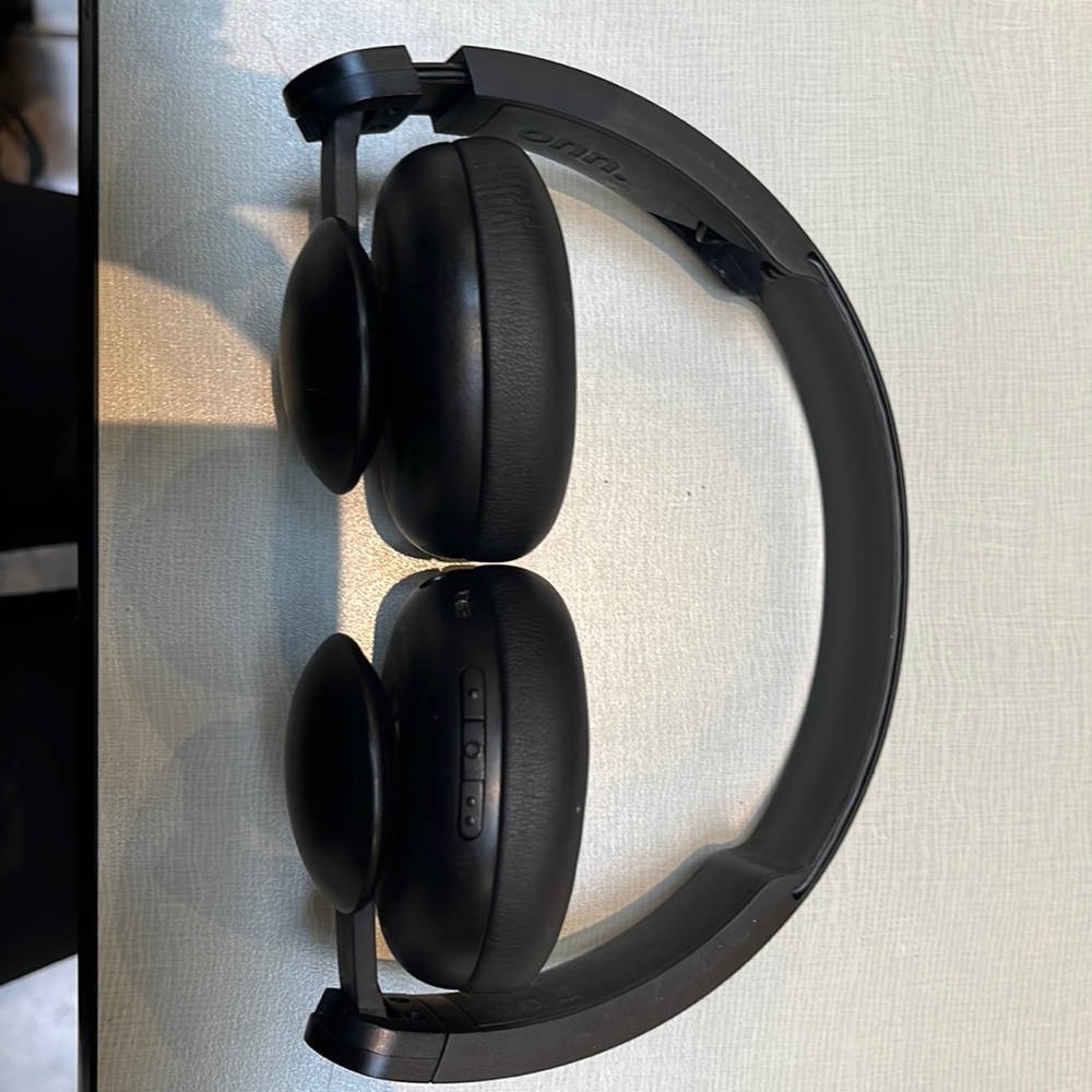 ONN bluetooth headphones